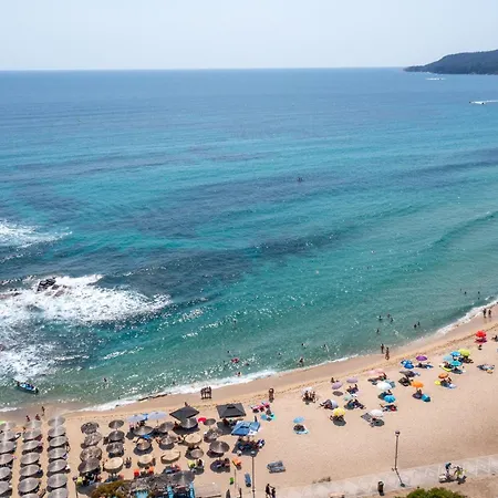 Blue Horizon Chalkidiki サルティ